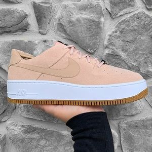 Nike Women’s Air Force 1 Sage Low